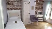 Gizemli Hotel
